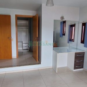 Casa com 130m², 2 dormitórios, 4 vagas, no bairro São Cristóvão em Caxias do Sul para Alugar