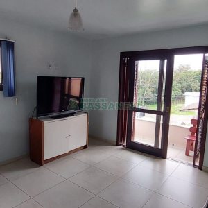 Casa com 130m², 2 dormitórios, 4 vagas, no bairro São Cristóvão em Caxias do Sul para Alugar
