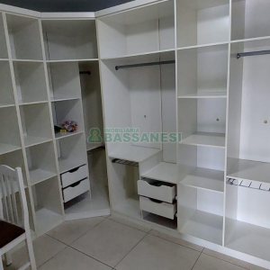 Casa com 130m², 2 dormitórios, 4 vagas, no bairro São Cristóvão em Caxias do Sul para Alugar