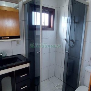 Casa com 130m², 2 dormitórios, 4 vagas, no bairro São Cristóvão em Caxias do Sul para Alugar