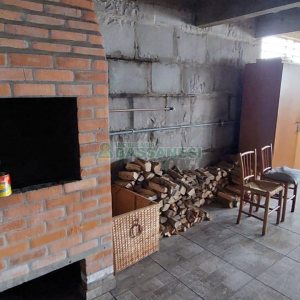 Casa com 130m², 2 dormitórios, 4 vagas, no bairro São Cristóvão em Caxias do Sul para Alugar