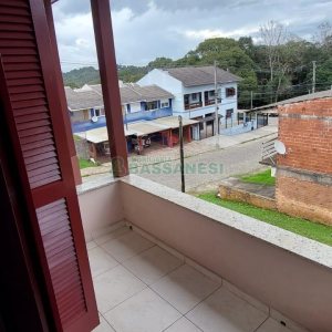 Casa com 130m², 2 dormitórios, 4 vagas, no bairro São Cristóvão em Caxias do Sul para Alugar