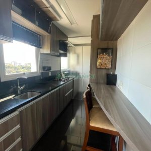 Apartamento com 62m², 2 dormitórios, 1 vaga, no bairro Vinhedos em Caxias do Sul para Alugar ou Comprar
