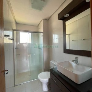 Apartamento com 62m², 2 dormitórios, 1 vaga, no bairro Vinhedos em Caxias do Sul para Alugar ou Comprar