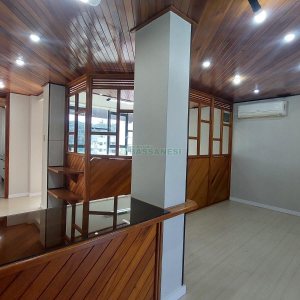 Sala com 60m², no bairro Centro em Caxias do Sul para Alugar