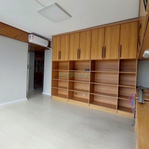 Sala com 60m², no bairro Centro em Caxias do Sul para Alugar