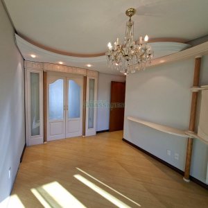 Apartamento com 187m², 3 dormitórios, 2 vagas, no bairro Lourdes em Caxias do Sul para Comprar