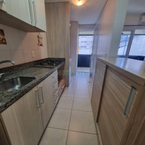 Apto Mobiliado com 70m², 2 dormitórios, no bairro Centro em Caxias do Sul para Alugar
