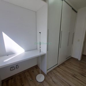 Apto Mobiliado com 70m², 2 dormitórios, no bairro Centro em Caxias do Sul para Alugar