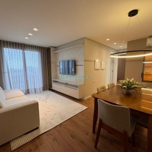 Apartamento com 85m², 2 dormitórios, 2 vagas, no bairro Panazzolo em Caxias do Sul para Comprar