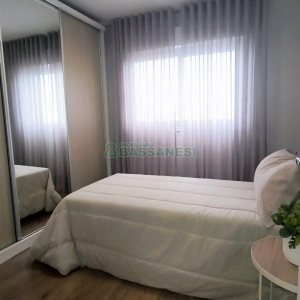 Apartamento com 85m², 2 dormitórios, 2 vagas, no bairro Panazzolo em Caxias do Sul para Comprar