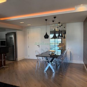 Apartamento com 126m², 2 dormitórios, 3 vagas, no bairro Pio X em Caxias do Sul para Comprar
