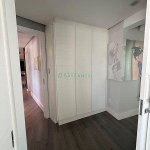 Apartamento com 126m², 2 dormitórios, 3 vagas, no bairro Pio X em Caxias do Sul para Comprar