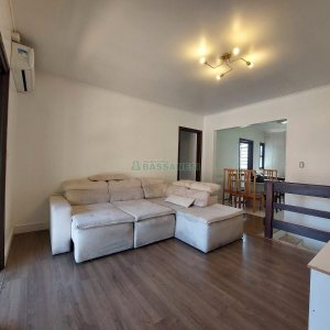 Casa Mobiliada com 115m², 3 dormitórios, 3 vagas, no bairro São Virgílio em Caxias do Sul para Alugar