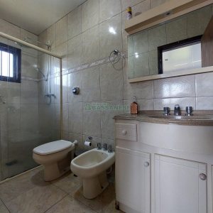 Casa Mobiliada com 115m², 3 dormitórios, 3 vagas, no bairro São Virgílio em Caxias do Sul para Alugar