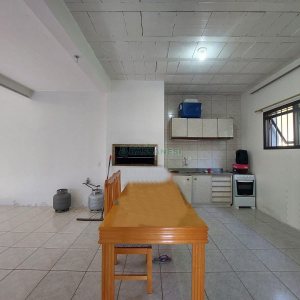 Casa Mobiliada com 115m², 3 dormitórios, 3 vagas, no bairro São Virgílio em Caxias do Sul para Alugar