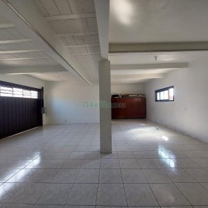 Casa Mobiliada com 115m², 3 dormitórios, 3 vagas, no bairro São Virgílio em Caxias do Sul para Alugar