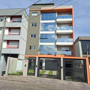 Apartamento com 50m², 2 dormitórios, 1 vaga, no bairro São Leopoldo em Caxias do Sul para Alugar