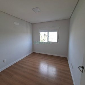 Apartamento com 50m², 2 dormitórios, 1 vaga, no bairro São Leopoldo em Caxias do Sul para Alugar