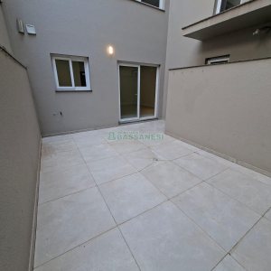 Apartamento com 50m², 2 dormitórios, 1 vaga, no bairro São Leopoldo em Caxias do Sul para Alugar