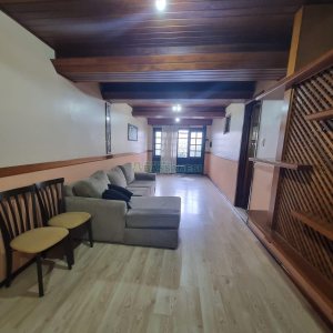 Casa com 311m², 3 dormitórios, 4 vagas, no bairro São Pelegrino em Caxias do Sul para Comprar