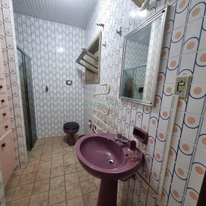 Casa com 311m², 3 dormitórios, 4 vagas, no bairro São Pelegrino em Caxias do Sul para Comprar