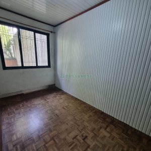 Casa com 311m², 3 dormitórios, 4 vagas, no bairro São Pelegrino em Caxias do Sul para Comprar