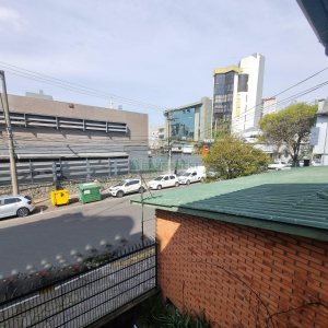 Casa com 311m², 3 dormitórios, 4 vagas, no bairro São Pelegrino em Caxias do Sul para Comprar