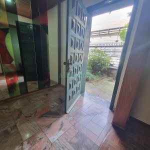 Casa com 311m², 3 dormitórios, 4 vagas, no bairro São Pelegrino em Caxias do Sul para Comprar