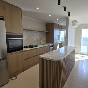 Apto Mobiliado com 88m², 3 dormitórios, 2 vagas, no bairro Madureira em Caxias do Sul para Alugar