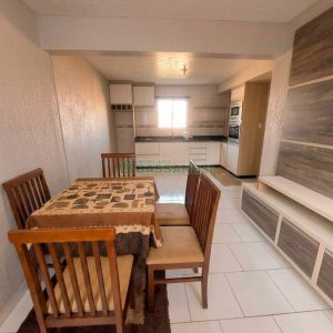 Sobrado com 85m², 2 dormitórios, 1 vaga, no bairro Salgado Filho em Caxias do Sul para Comprar