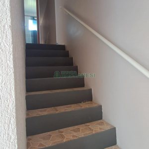 Sobrado com 85m², 2 dormitórios, 1 vaga, no bairro Salgado Filho em Caxias do Sul para Comprar