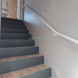 Sobrado com 85m², 2 dormitórios, 1 vaga, no bairro Salgado Filho em Caxias do Sul para Comprar