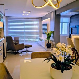 Apartamento com 96m², 2 dormitórios, 2 vagas, no bairro Panazzolo em Caxias do Sul para Comprar