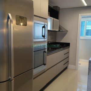 Apartamento com 96m², 2 dormitórios, 2 vagas, no bairro Panazzolo em Caxias do Sul para Comprar