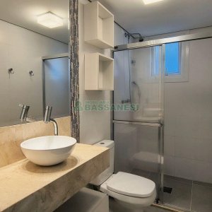 Apartamento com 96m², 2 dormitórios, 2 vagas, no bairro Panazzolo em Caxias do Sul para Comprar