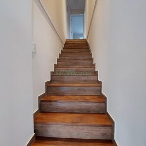 Loja com 335m², 8 vagas, no bairro Panazzolo em Caxias do Sul para Alugar