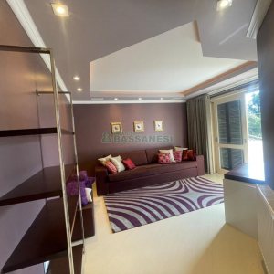 Casa com 330m², 3 dormitórios, 2 vagas, no bairro Jardim América em Caxias do Sul para Comprar