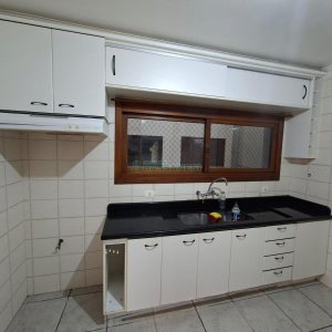 Apartamento com 89m², 2 dormitórios, 1 vaga, no bairro Pio X em Caxias do Sul para Alugar