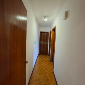 Apartamento com 89m², 2 dormitórios, 1 vaga, no bairro Pio X em Caxias do Sul para Alugar