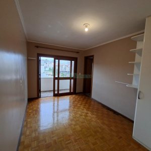 Apartamento com 89m², 2 dormitórios, 1 vaga, no bairro Pio X em Caxias do Sul para Alugar