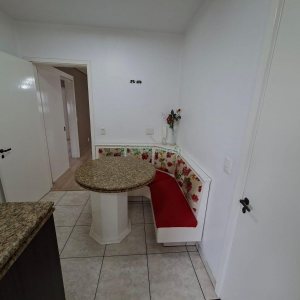 Apartamento com 116m², 3 dormitórios, 1 vaga, no bairro Centro em Caxias do Sul para Alugar