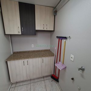 Apartamento com 116m², 3 dormitórios, 1 vaga, no bairro Centro em Caxias do Sul para Alugar