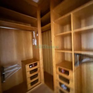 Apto Mobiliado com 78m², 2 dormitórios, 1 vaga, no bairro Lourdes em Caxias do Sul para Alugar