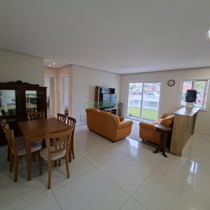 Apartamento com 75m², 2 dormitórios, 1 vaga, no bairro São Leopoldo em Caxias do Sul para Alugar