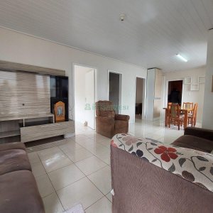 Casa Mobiliada com 100m², 3 dormitórios, 1 vaga, no bairro Cinqüentenário em Caxias do Sul para Alugar