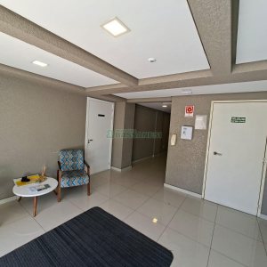 Apartamento com 54m², 2 dormitórios, 1 vaga, no bairro São Leopoldo em Caxias do Sul para Alugar
