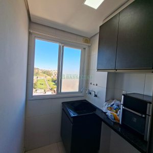 Apartamento com 54m², 2 dormitórios, 1 vaga, no bairro São Leopoldo em Caxias do Sul para Alugar