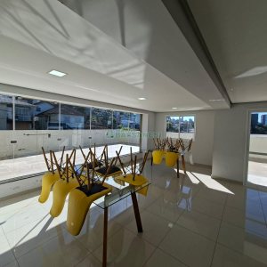 Apartamento com 54m², 2 dormitórios, 1 vaga, no bairro São Leopoldo em Caxias do Sul para Alugar