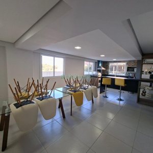 Apartamento com 54m², 2 dormitórios, 1 vaga, no bairro São Leopoldo em Caxias do Sul para Alugar
